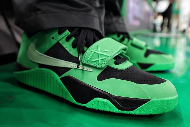 トラヴィス・スコットが NBA ボストン・セルティックスカラーの Jumpman Jack TR を初披露