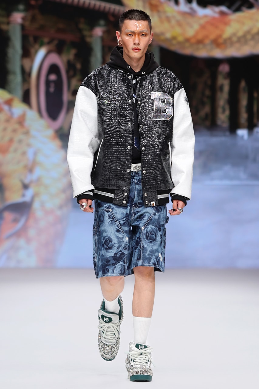 ア ベイシング エイプによる上海ランウェイショーの全貌 A BATHING APE® FALL/WINTER 2024 RUNWAY SHOW in Shanghai recap