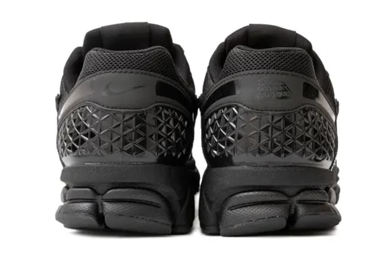 ドーバーストリートマーケット x ナイキによる“オールブラック”のズーム ボメロ 5が登場 Official Look at the Dover Street Market x Nike Zoom Vomero 5 "Black" FZ3313-001 sneak peek running shoes collaboration