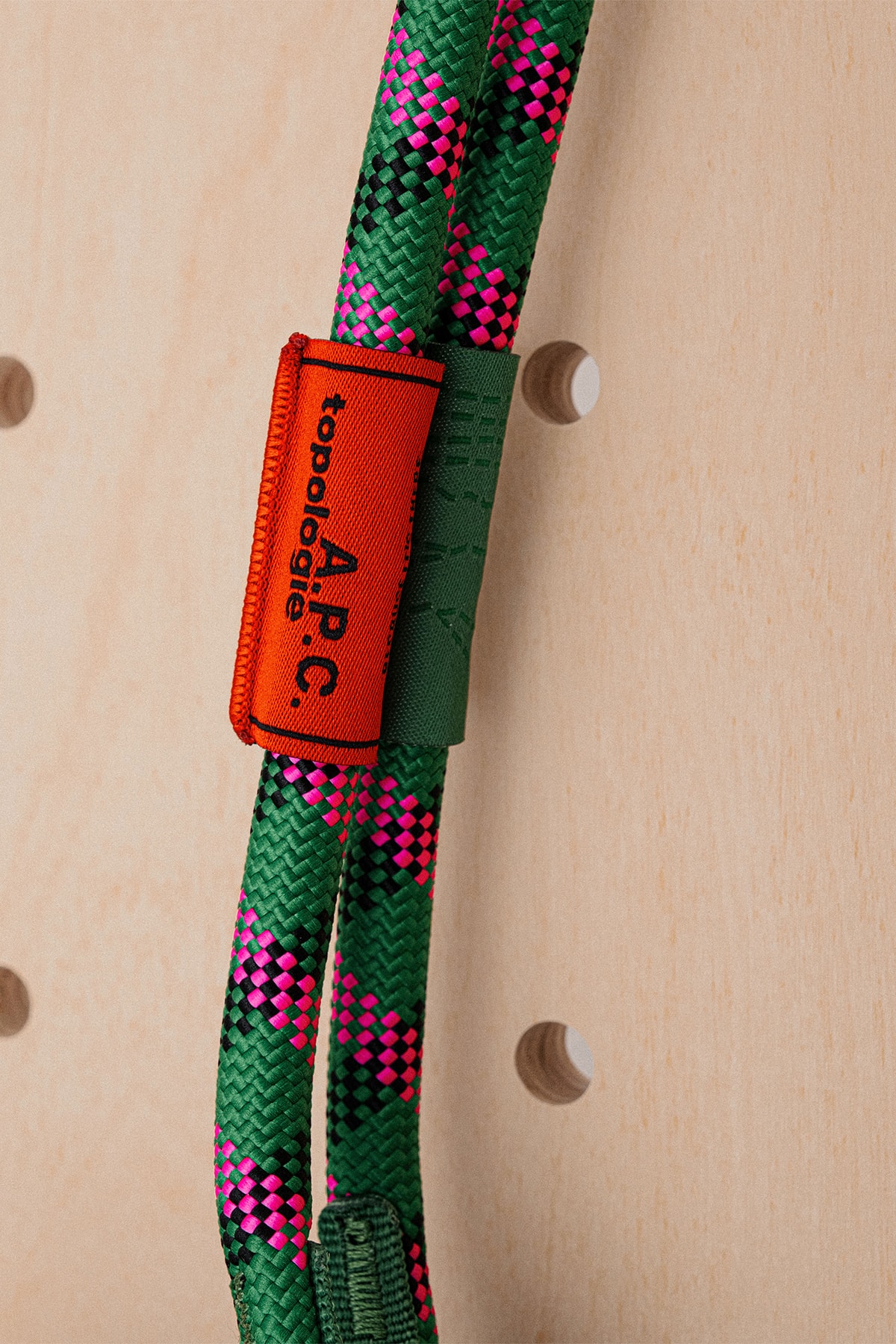 アー・ペー・セーとトポロジーが初コラボコレクションを発表 first capsule collection 2024 release info