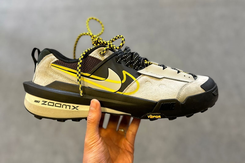 サカイ x ナイキの2025年春夏コラボフットウェアはゼガマドーム Closer Look at the sacai x Nike ZegamadomeCollaboration Revealed on the SS25 Menswear Paris Fashion Week Runway chitose abe