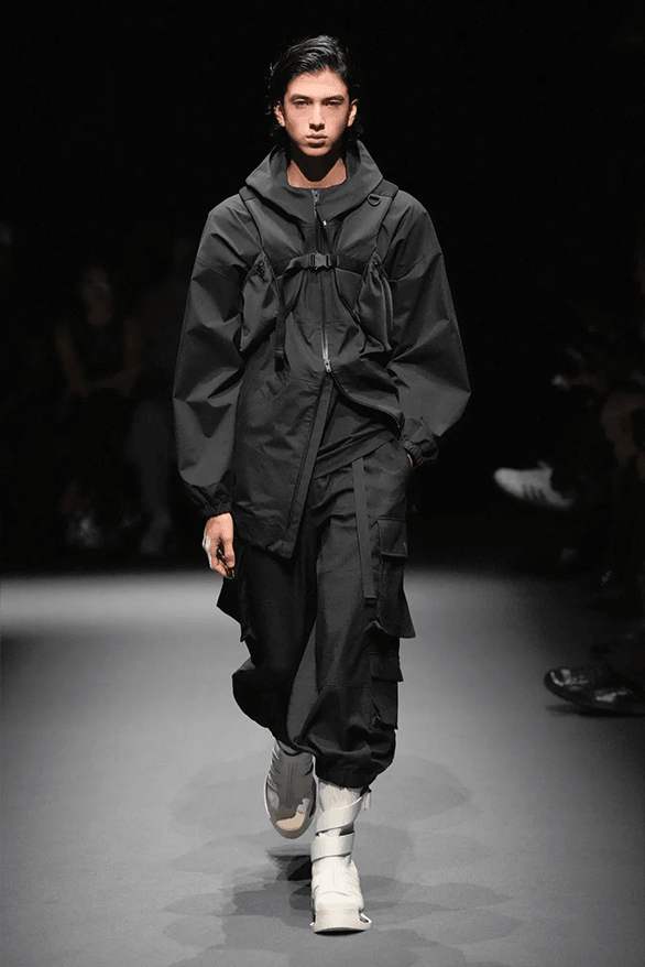 Y-3 2025年春夏コレクション | Hypebeast.JP
