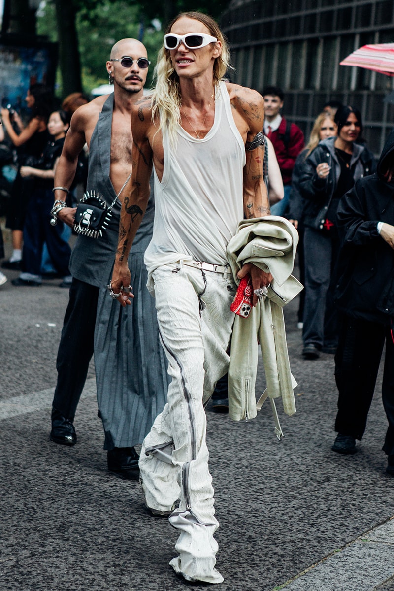 ストリートスタイル : パリ・ファッションウィーク 2025年春夏 Paris Fashion Week Men's SS25 Street Style dior wales bonner louis vuitton cowboy kidsuper loewe jonathan anderson i told ya asap rocky awge amiri issey miyake lemaire