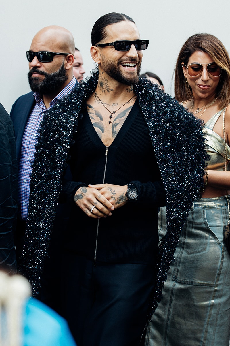 ストリートスタイル : パリ・ファッションウィーク 2025年春夏 Paris Fashion Week Men's SS25 Street Style dior wales bonner louis vuitton cowboy kidsuper loewe jonathan anderson i told ya asap rocky awge amiri issey miyake lemaire