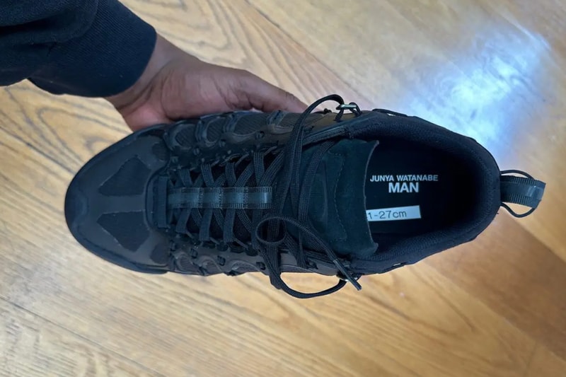 ジュンヤ ワタナベ マンxオークリーによる最新のコラボフットウェアをチェック Take a First Look at Oakley and Junya Watanabe’s New Footwear Collab Footwear