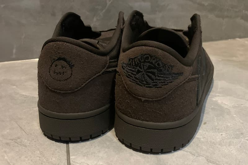 トラヴィス・スコット x エアジョーダン 1 ローの新色 “ベルベットブラウン” をチェック Travis Scott X Air Jordan 1 Low OG SP "Velvet Brown" Has Been Confirmed release spring 2025 next year cactus jack brown shoes lowtops swoosh mockups DM7866-202