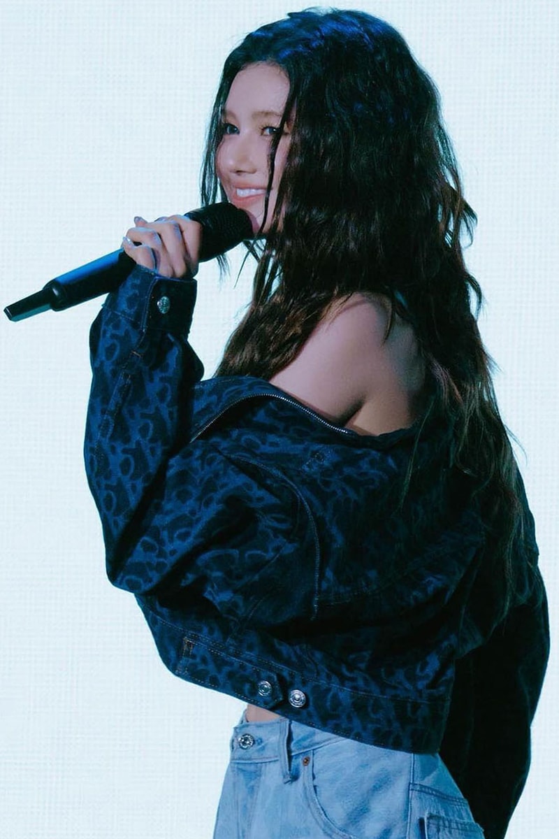 ニュージーンズが単独来日公演で着用していたカルバンクラインのカスタムデニムをチェック newjeans fan meeting bunnies camp 2024 tokyo dome calvin klein custom denim check