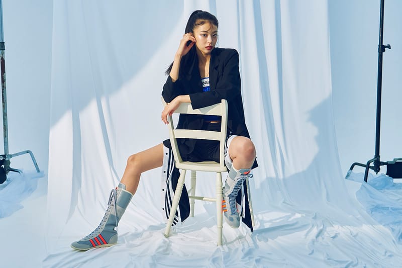 ロングブーツ仕様にアレンジした adidas Originals の新作 JAPAN VH が atmos pink にて発売