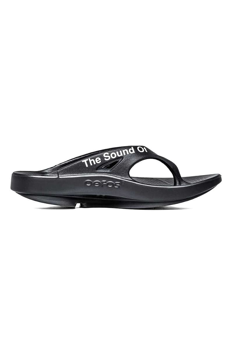タカヒロミヤシタザソロイストがウーフォスとの最新コラボサンダルを発売 takahiromiyashitathesoloist oofos collab sandal release info