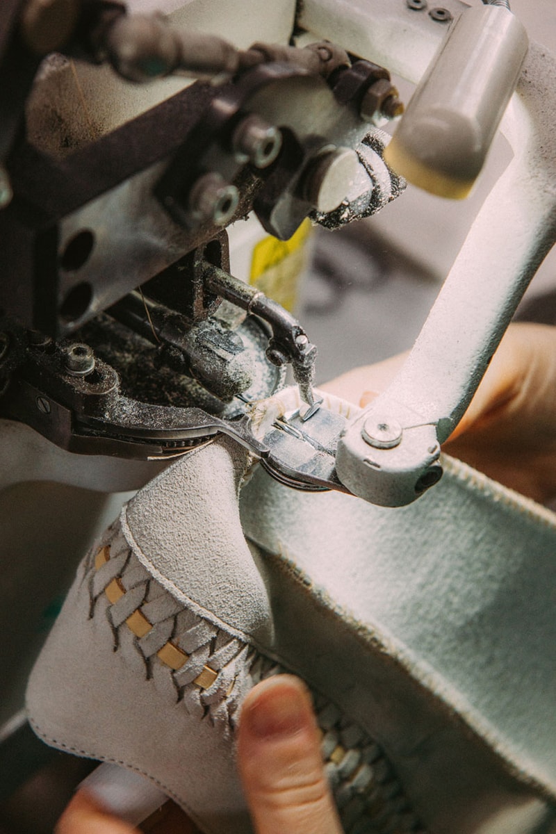 キスxビルケンシュトックのコラボモデル ロンドンブレイディドより新色が登場 KITH Revives Its Iteration of Birkenstock's London Braided Clog release info store website price sale sandal footwear sneaker drop cop