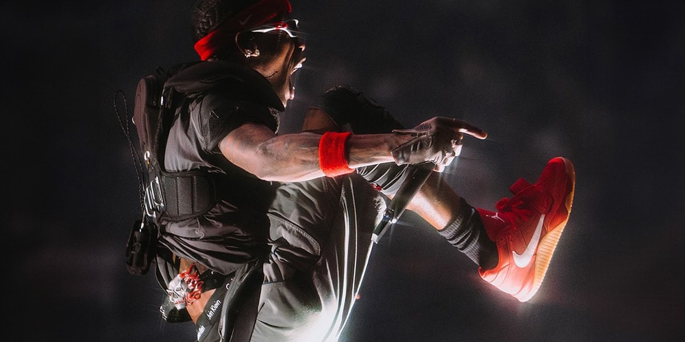 トラヴィススコットがジャンプマンジャックTRレッド/ガムをお披露目 