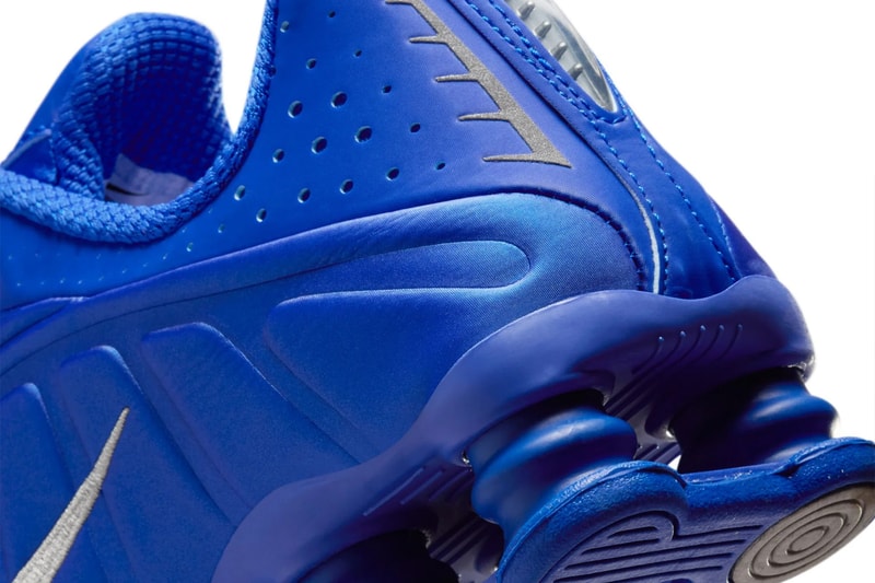 ナイキショックスR4からスポーティな雰囲気漂う新色 “レーサーブルー”が登場 Nike Shox R4 "Racer Blue" HJ7303-445 Release Info Swoosh