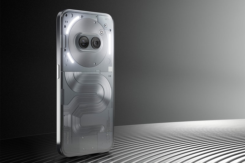 英 Nothing が新作スマートフォン Phone (2a) Plus を公開