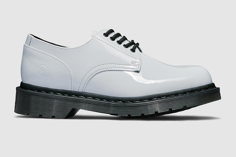 フラグメントデザインxドクターマーチンによる最新コラボフットウェアがお披露目 fragment design dr martens collab footwear release info
