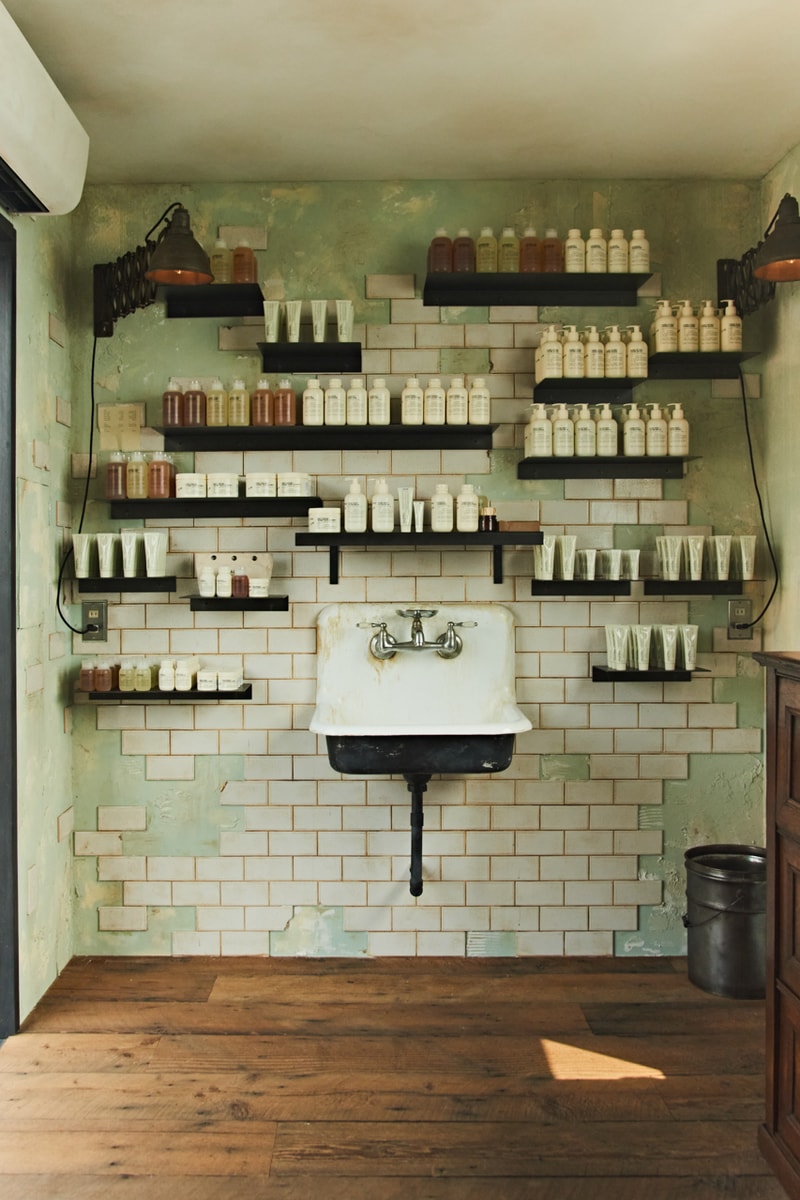 世界中を旅する移動式ポップアップトラック Le Labo on Wheels が日本上陸　ルラボ オン ウィールズ　七里ヶ浜
