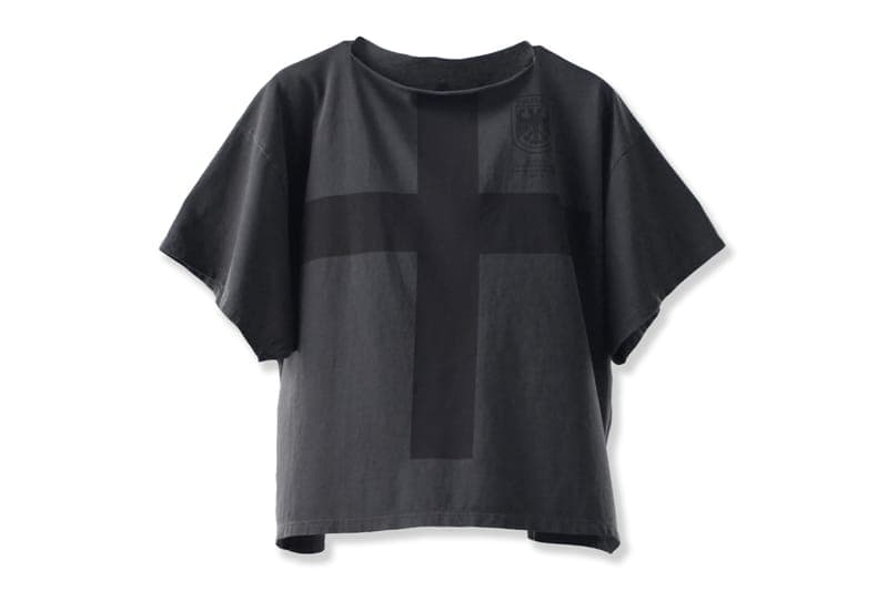 カニエ・ウェスト改め Ye & タイ・ダラー・サイン『VULTURES』リスニングイベント公式マーチャンダイズが発売 ye kanye west ty dolla sign VULTURES 2 Listening Event Korea Merch Release Info