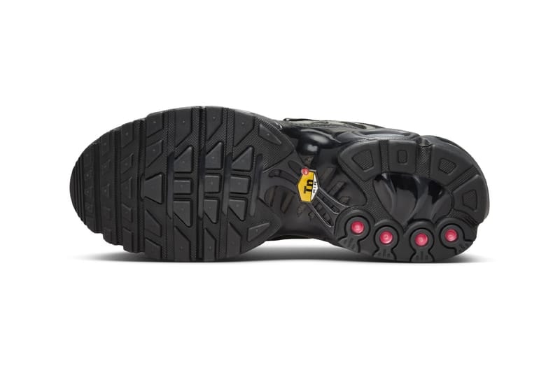 ナイキエアマックスプラスからメタリックシルバーのパーツが輝く新色モデルが登場 Nike Air Max Plus “Black/Metallic Silver” HJ9743-001 Release Info