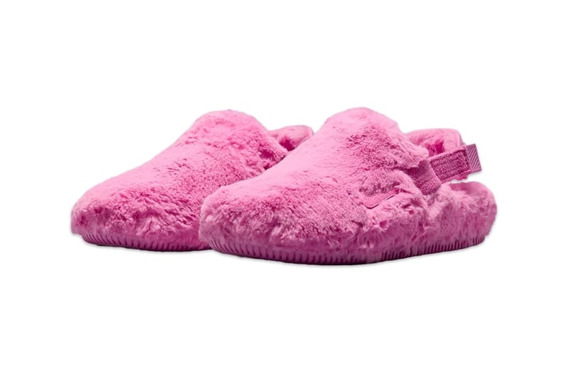 ナイキよりホリデーシーズンに向けたカームミュールの新作3型が登場 Nike's Calm Mule Gets Furry Makeover Holiday Season balck pink sanddrift beige FZ3119-001 FZ3118-100 FZ3119-600