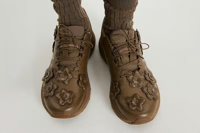 ASICS x Cecilie Bahnsen が最新コラボモデル GEL-TERRAIN を発売