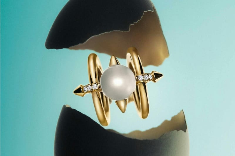 ファレル・ウィリアムスとティファニーのコラボラインよりパールを使った新作が登場 Pharrell Williams Goes Full Pearls for New Tiffany Titan Collection freshwater pearls inspiration king of atlantis 