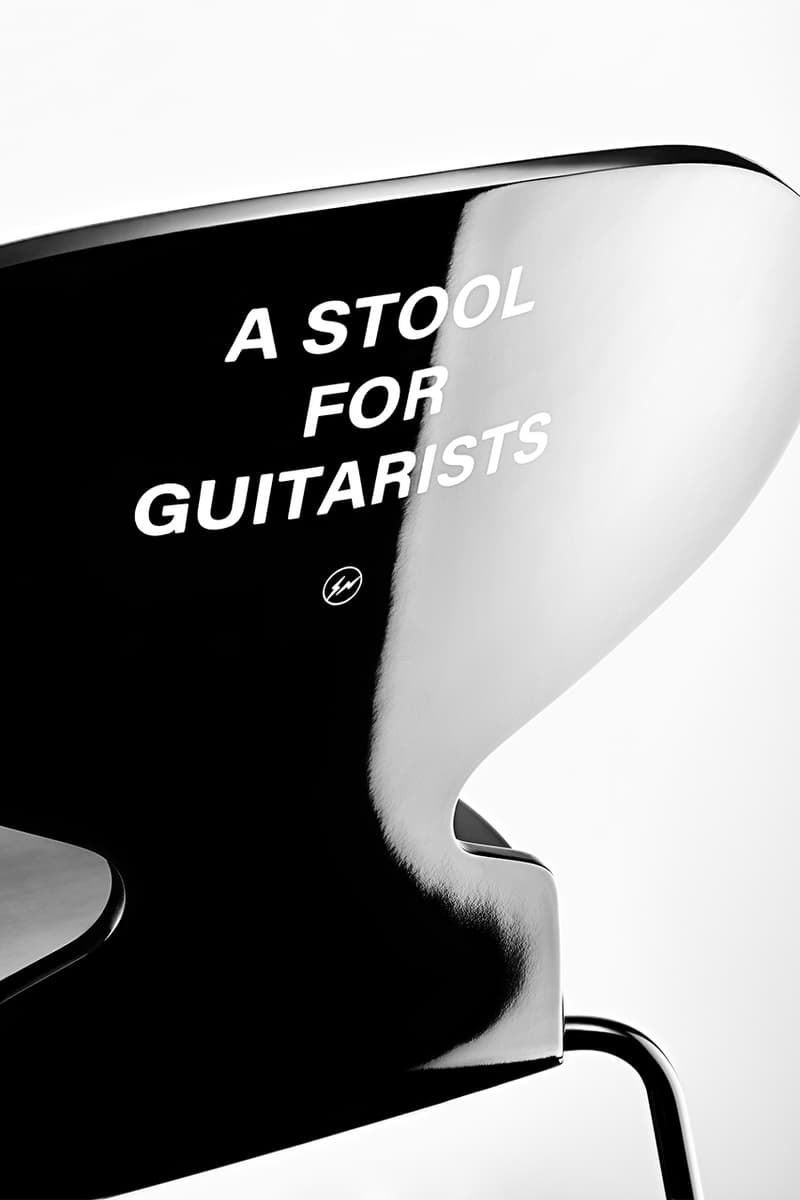 FRITZ HANSEN x fragment design の第2弾コラボはギタリストのための3本脚アリンコチェア 藤原ヒロシ フラグメントデザイン フリッツハンセン