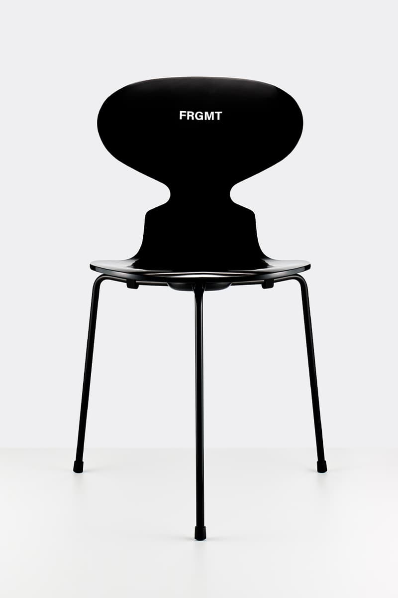 FRITZ HANSEN x fragment design の第2弾コラボはギタリストのための3本脚アリンコチェア　藤原ヒロシ　フラグメントデザイン　フリッツハンセン