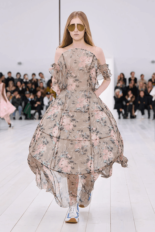 ロエベ2025年春夏ウィメンズコレクション LOEWE Spring Summer 2025 Paris Fashion Week Jonathan anderson womenswear runway show