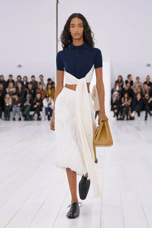 ロエベ2025年春夏ウィメンズコレクション LOEWE Spring Summer 2025 Paris Fashion Week Jonathan anderson womenswear runway show