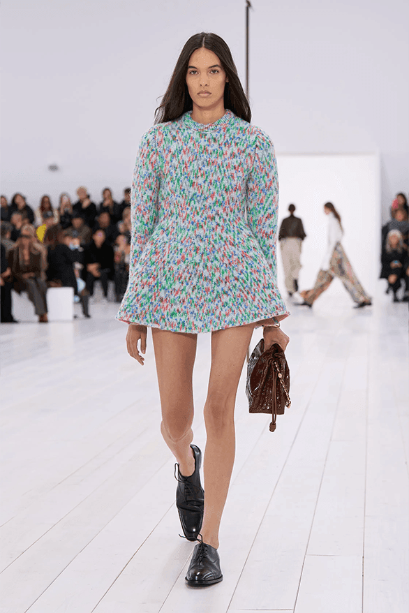 ロエベ2025年春夏ウィメンズコレクション LOEWE Spring Summer 2025 Paris Fashion Week Jonathan anderson womenswear runway show