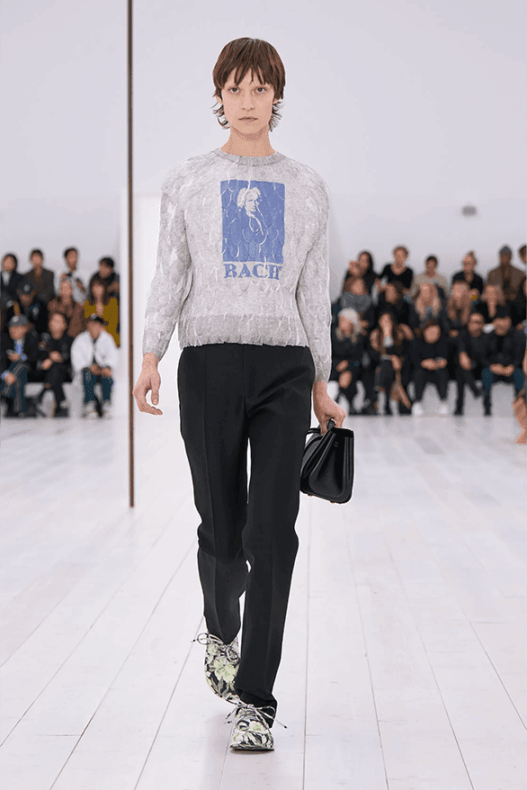 ロエベ2025年春夏ウィメンズコレクション LOEWE Spring Summer 2025 Paris Fashion Week Jonathan anderson womenswear runway show