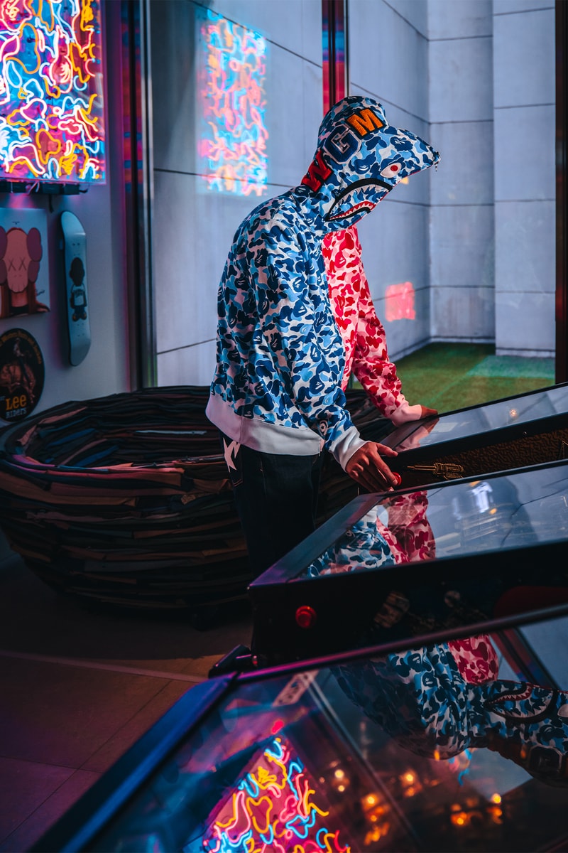 ア・ベイシング・エイプがシャークフーディの20周年を記念したポップアップイベントを開催 A BATHING APE® SHARK HOODIE POPUP STORE