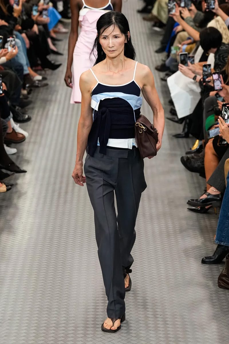 ミュウミュウ 2025年春夏ウィメンズコレクション miu miu ss25 spring summer 2025 fashion show Cara Delevingne willem dafoe photos review info