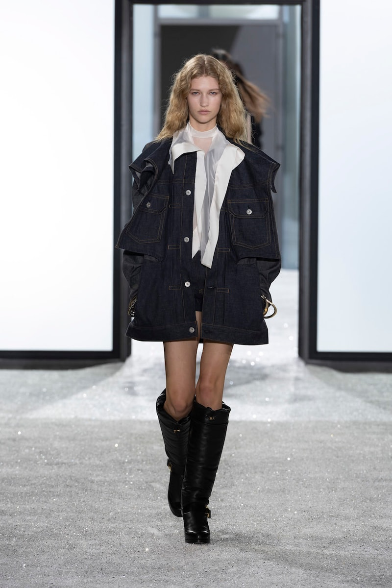 サカイ2025年春夏ウィメンズコレクション sacai chitose abe ss25 womens paris fashion week collection