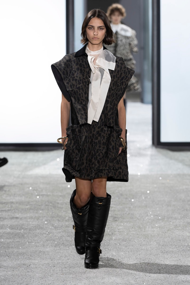 サカイ2025年春夏ウィメンズコレクション sacai chitose abe ss25 womens paris fashion week collection