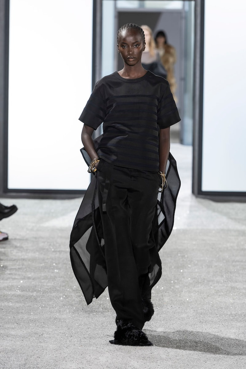 サカイ2025年春夏ウィメンズコレクション sacai chitose abe ss25 womens paris fashion week collection