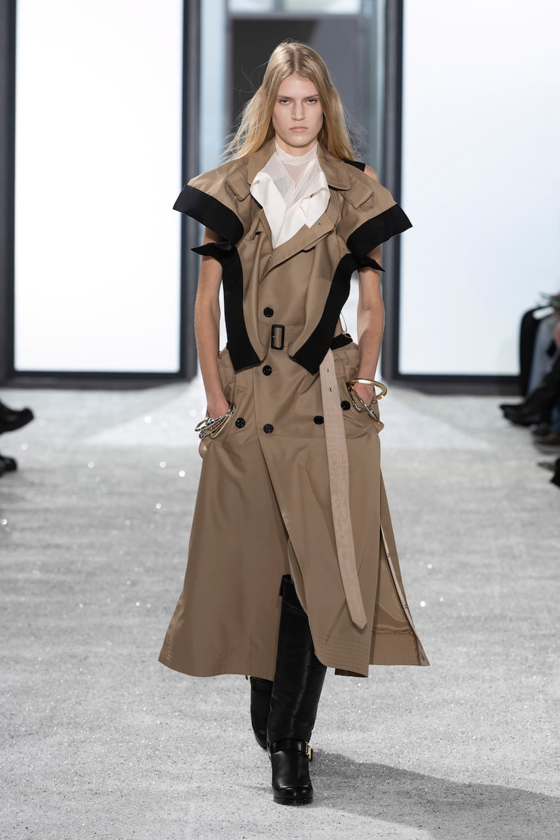 サカイ2025年春夏ウィメンズコレクション sacai chitose abe ss25 womens paris fashion week collection