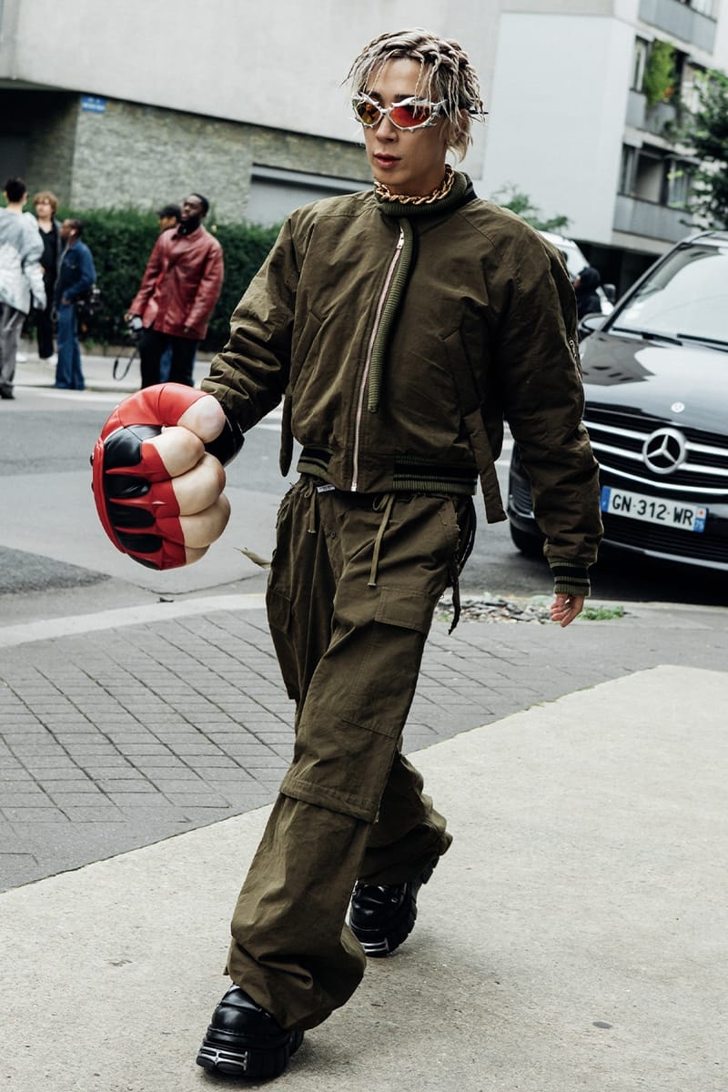 ストリートスタイル : パリ・ファッションウィーク・ウィメンズ 2025年春夏 Paris Fashion Week SS25 Street Style louis vuitton chanel miu miu balenciaga vetements valentino dries van noten coperni kendall jenner gigi hadid romeo beckham mcqueen yohji yamamoto