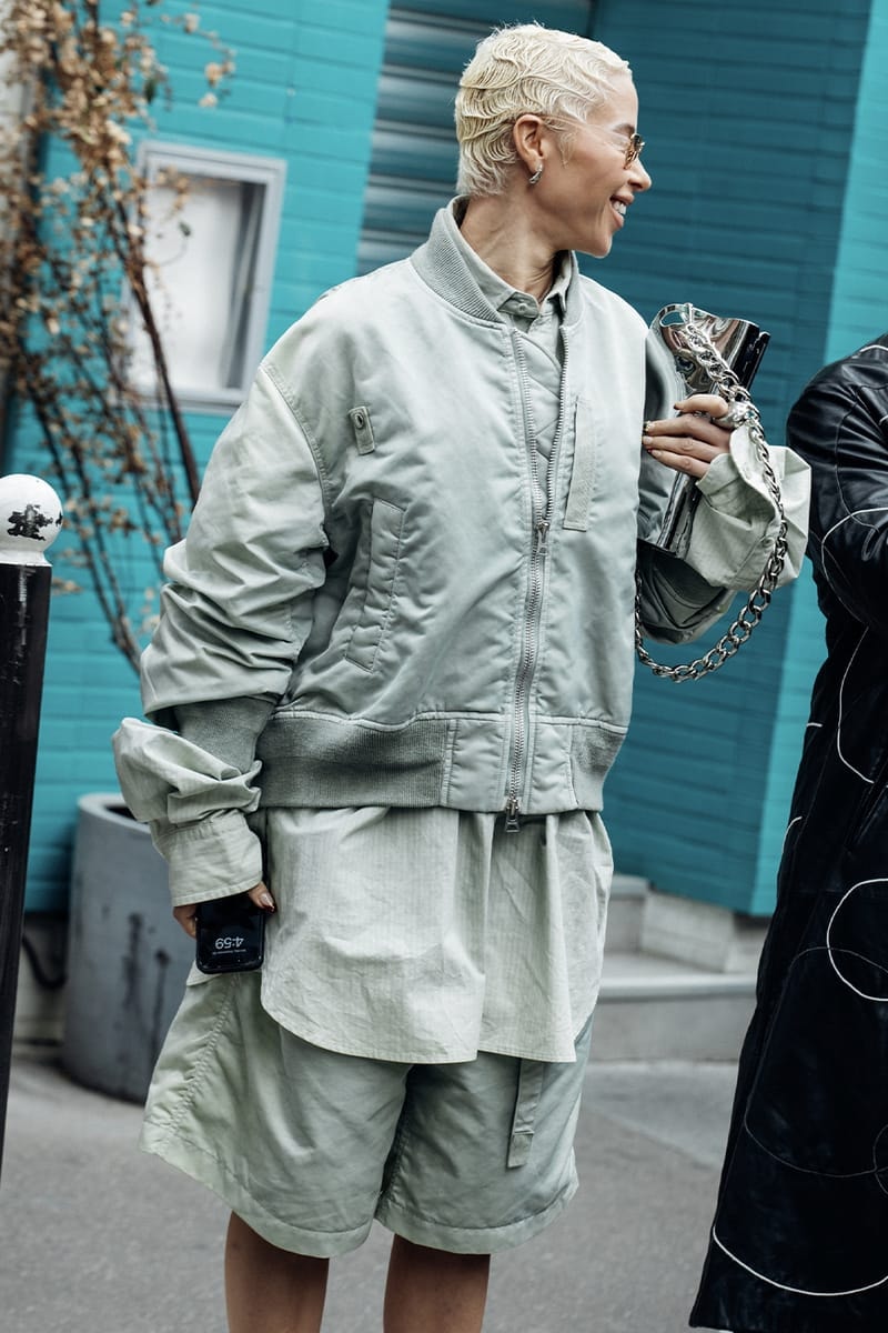 ストリートスタイル : パリ・ファッションウィーク・ウィメンズ 2025年春夏 Paris Fashion Week SS25 Street Style louis vuitton chanel miu miu balenciaga vetements valentino dries van noten coperni kendall jenner gigi hadid romeo beckham mcqueen yohji yamamoto