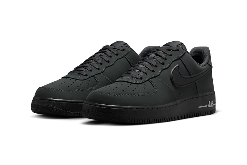 ナイキからヌバックレザーを採用したオールブラック仕様のエアフォース1が登場 Nike Air Force 1 Low Rubberized Swooshes matte nubuck HV6223-002 Release Info