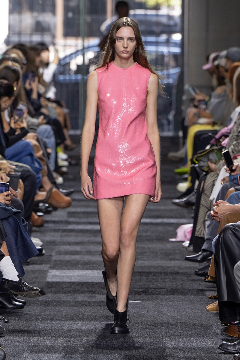 JWアンダーソン 2025年春夏ウィメンズコレクション jw anderson 2025 spring summer collection runway