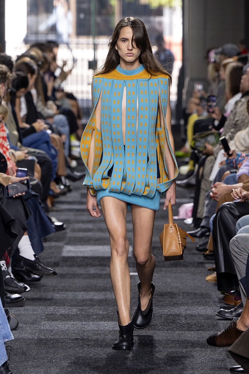 JWアンダーソン 2025年春夏ウィメンズコレクション jw anderson 2025 spring summer collection runway