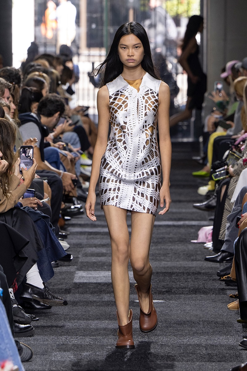 JWアンダーソン 2025年春夏ウィメンズコレクション jw anderson 2025 spring summer collection runway