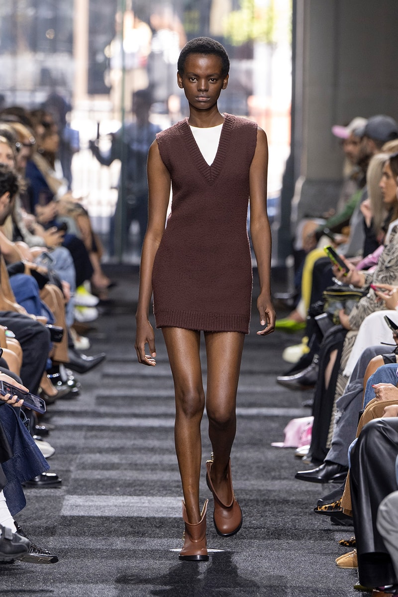 JWアンダーソン 2025年春夏ウィメンズコレクション jw anderson 2025 spring summer collection runway