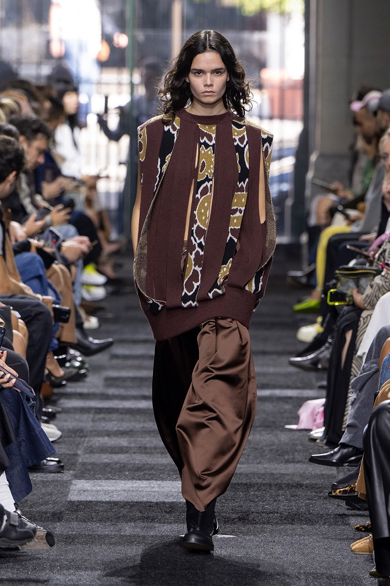JWアンダーソン 2025年春夏ウィメンズコレクション jw anderson 2025 spring summer collection runway