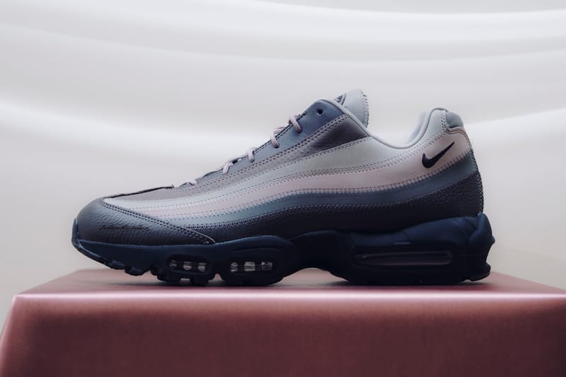 アマ マニエールの10周年記念プロジェクトより新たにナイキエアマックス95 が登場 A Ma Maniére Nike Air Max 95 Release Info date store list buying guide photos price burgundy ash black violet FZ8743-200 FZ8743-001