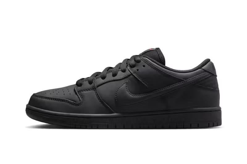Nike SB からハロウィンシーズンに向けて Dunk Low のオールブラックモデルが登場