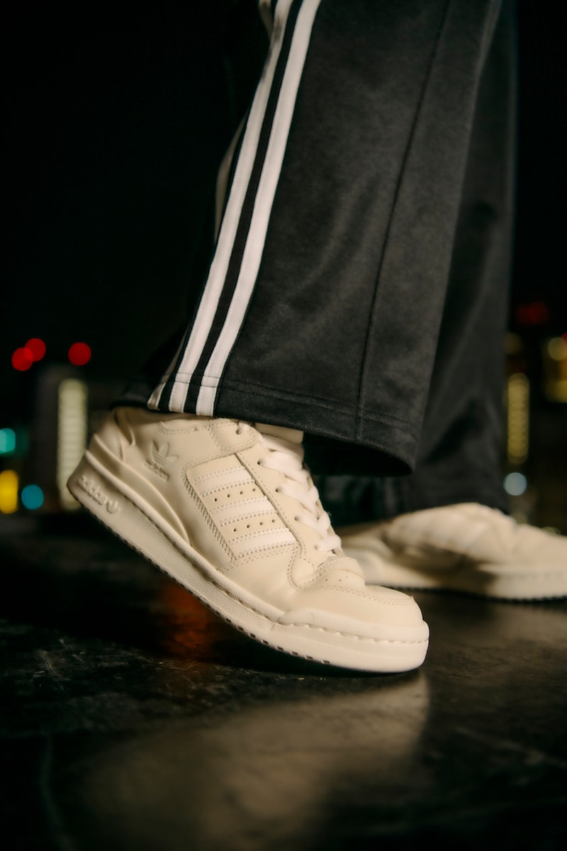 アディダスオリジナルスよりヌバックレザーを用いた新作ヌバックパックが登場 abc mart exclusive adidas originals nubuck pack release info