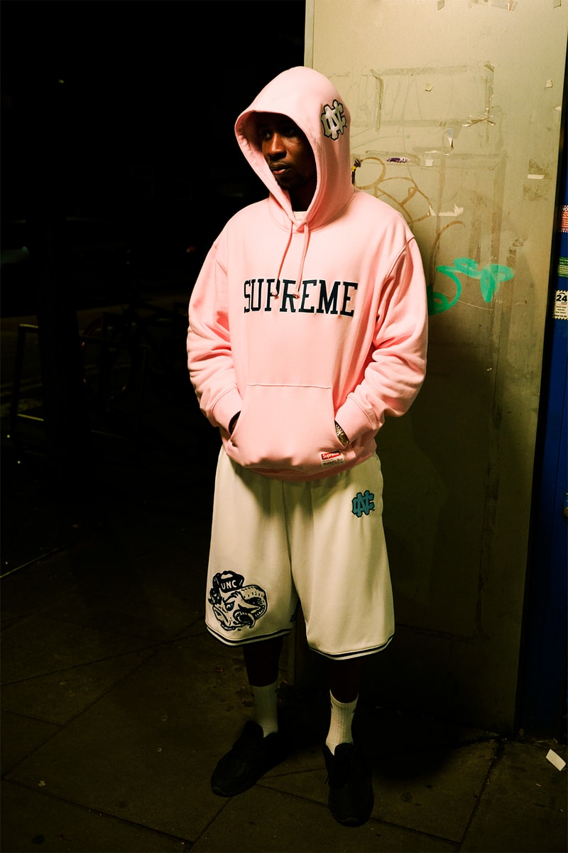 シュプリームとミッチェル & ネスが NCAA 所属4チームをフィーチャーしたカプセルコレクションを発表 Supreme Mitchell & Ness NCAA collection release info