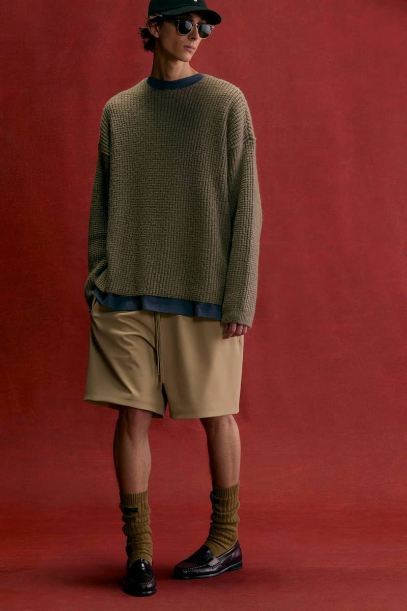 フィア オブ ゴッド エッセンシャル2024年ホリデーコレクションFear of God Opens Up Its ESSENTIALS Holiday 2024 Lookbook release info collection capsule winter fall collegiate price