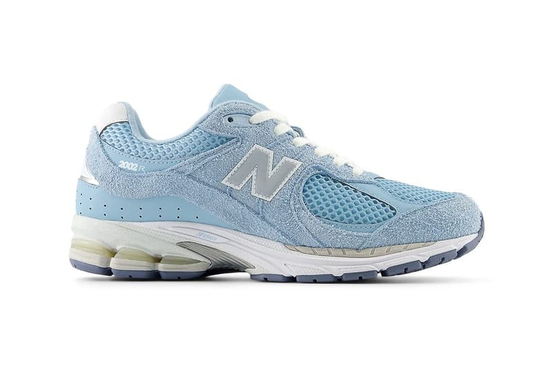 ニューバランスから柔らかなブルーを纏った2002R “ブルースカイ”が登場 New Balance 2002R "Bright Sky" Bright Sky/Chrome Blue-White M2002RBU nb shoes suede mesh leather 